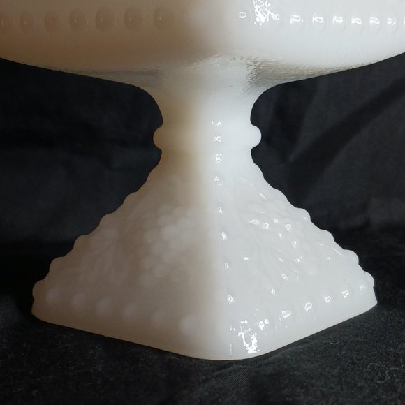 Milk Glass LIKE NEW Candy Snack Bowl Decor Storage Grape Vines Pedestal.  MG-01 - Picture 3 of 12